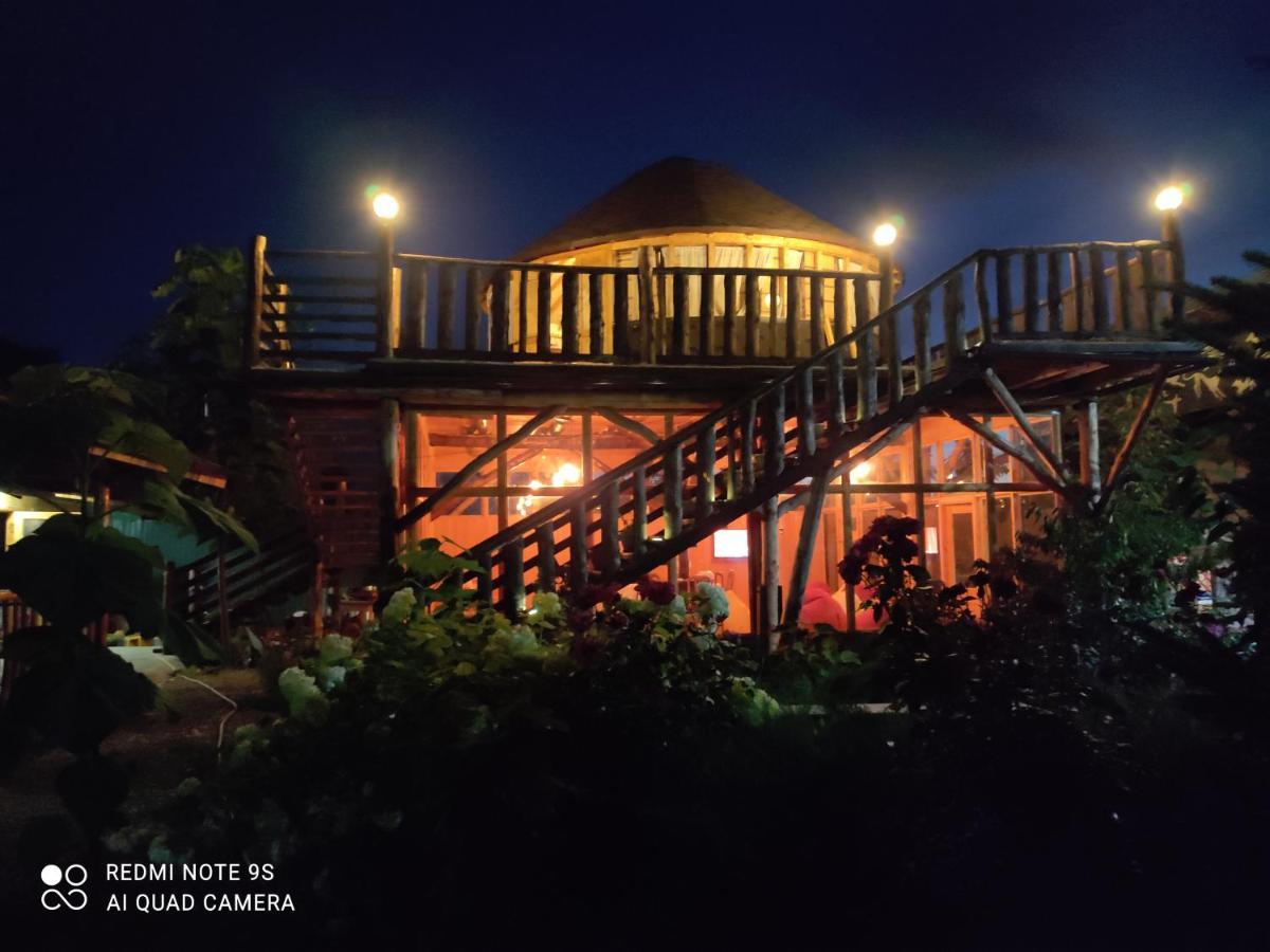 Кемпинг Happy Nomads Yurt Каракол Экстерьер фото